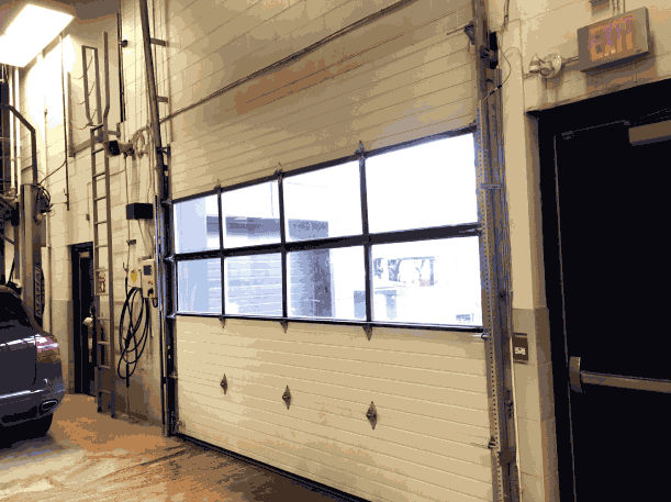 Warehouse loading dock door